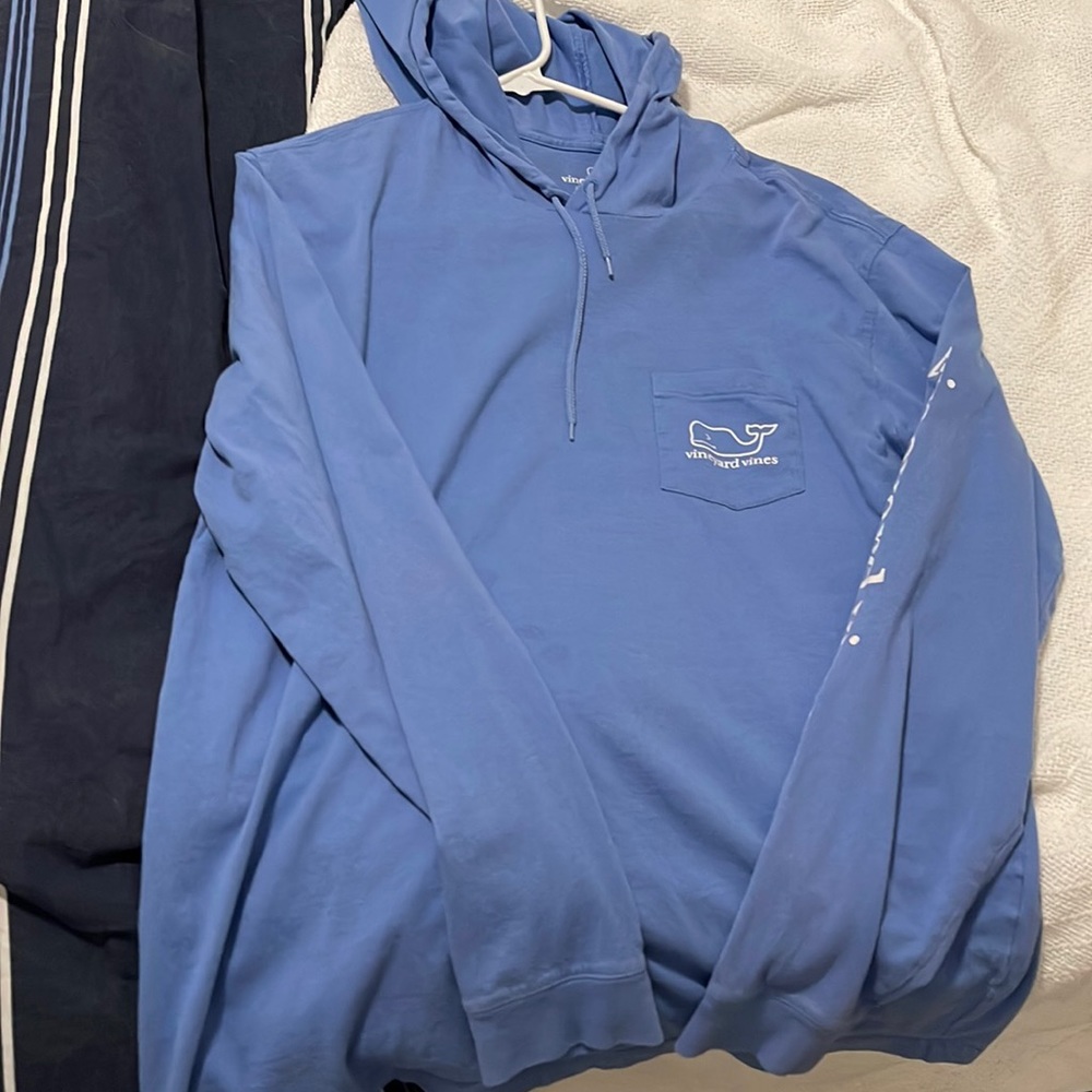 Vineyard Vines Hooded Long Sleeve Tee